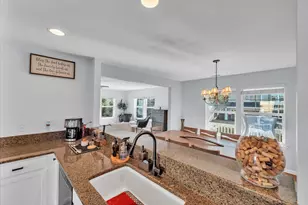 36522 SE Woody Creek Ln, Snoqualmie, WA 98065 - Photo 9