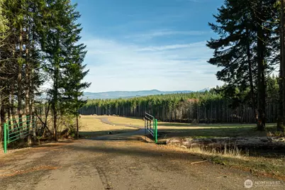 0 Silverwood Drive #D2, Castle Rock, WA 98611 - Photo 9