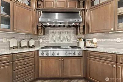 17204 135th Avenue Ct E, Puyallup, WA 98374 - Photo 11