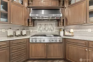 17204 135th Ave Ct E, Puyallup, WA 98374 - Photo 11