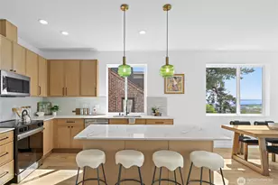 2538 14th Ave W, Seattle, WA 98119 - Photo 3