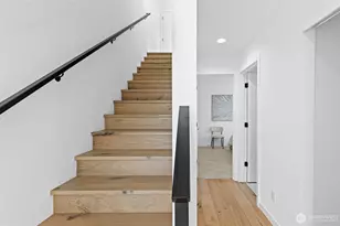 2538 14th Ave W, Seattle, WA 98119 - Photo 9