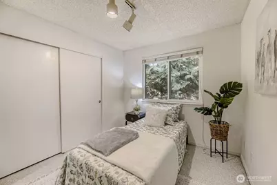 12904 126th Court NE #J302, Kirkland, WA 98034 - Photo 11