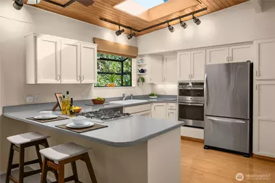 8416 SE 36th Street, Mercer Island, WA 98040 - Photo 5