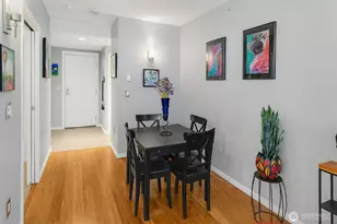 76 Cedar St, Seattle, WA 98121 - Photo 9