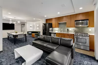 76 Cedar Street #603, Seattle, WA 98121 - Photo 21
