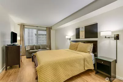 76 Cedar Street #603, Seattle, WA 98121 - Photo 33