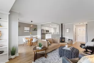 10643 Glen Acres Dr S, Seattle, WA 98168 - Photo 3