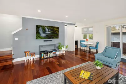 3639 Phinney Avenue NE, Seattle, WA 98103 - Photo 7