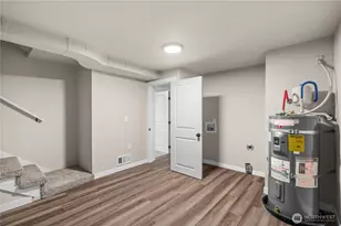 3546 Locust Ave W, University Place, WA 98466 - Photo 23