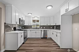 3546 Locust Ave W, University Place, WA 98466 - Photo 9