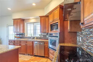 4560 Bluff Dr NE, Moses Lake, WA 98837 - Photo 9