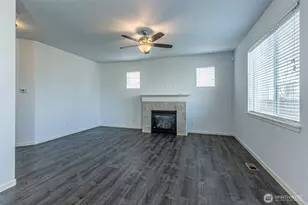 15245 SE Kayla Street SE, Yelm, WA 98597 - Photo 7