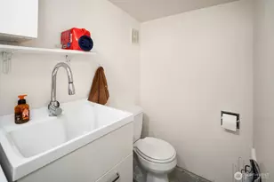 15055 SE 43rd Pl, Bellevue, WA 98006 - Photo 21