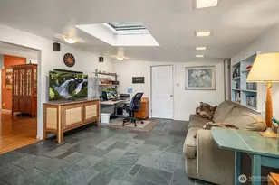 15055 SE 43rd Pl, Bellevue, WA 98006 - Photo 11