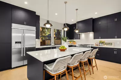 15014 SE 22nd Street, Bellevue, WA 98007 - Photo 5