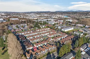 6615 S 239th Pl, Kent, WA 98032 - Photo 37