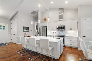 141 E Hofaker Rd, Allyn, WA 98524 - Photo 9