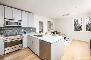 8321 25th Ave NW, Seattle, WA 98117 - Photo 9