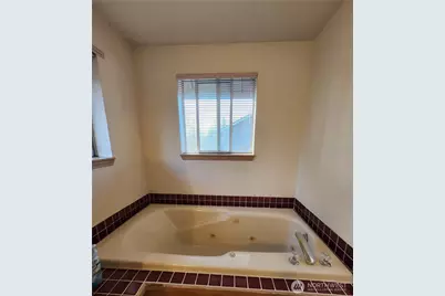 3930 205th Place SW, Lynnwood, WA 98036 - Photo 11