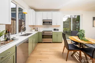 8319 25th Ave NW, Seattle, WA 98117 - Photo 9