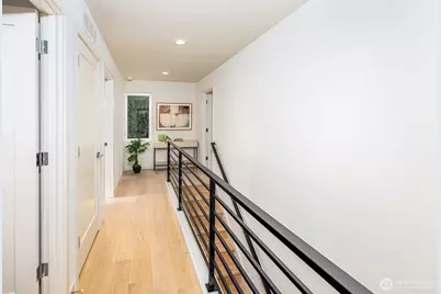 8319 25th Avenue NW, Seattle, WA 98117 - Photo 13