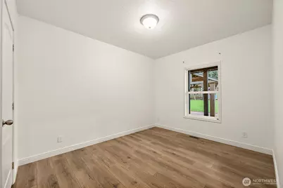 8108 260th Street E, Graham, WA 98338 - Photo 25