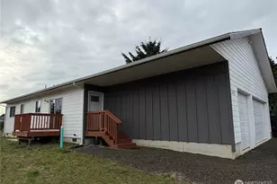 117 N Wynoochee Dr SW, Ocean Shores, WA 98569 - Photo 3