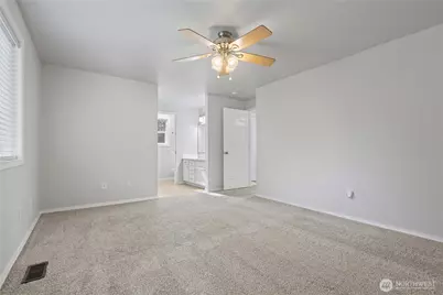 12307 205th Avenue Ct E, Bonney Lake, WA 98391 - Photo 13