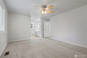 12307 205th Ave Ct E, Bonney Lake, WA 98391 - Photo 13