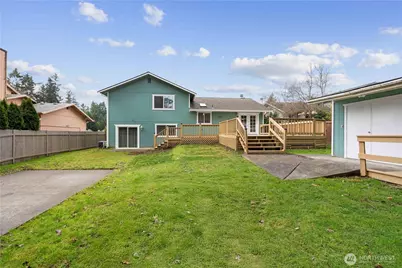 12307 205th Avenue Ct E, Bonney Lake, WA 98391 - Photo 23