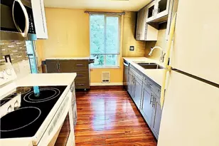 4717 W Lake Sammamish Pkwy SE, Sammamish, WA 98027 - Photo 5