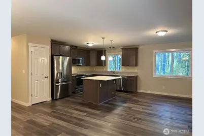 8912 126th Avenue Ct, Anderson Island, WA 98303 - Photo 3
