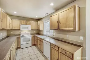 13421 Des Moines Memorial Dr S, Burien, WA 98168 - Photo 5