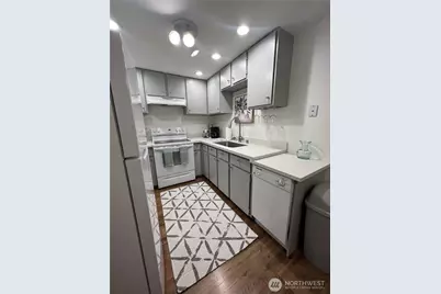 11220 196th Avenue NE #1, Redmond, WA 98053 - Photo 5