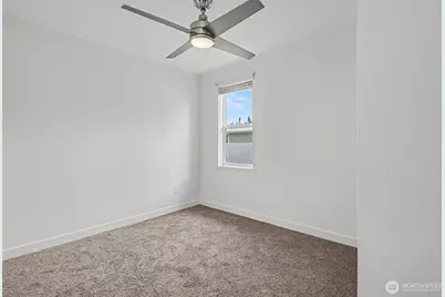 617 140th Street S #2, Tacoma, WA 89444 - Photo 11