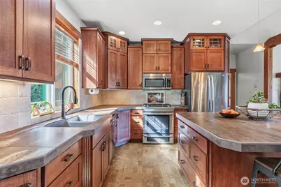 72 Blue Mountain Rd, Castle Rock, WA 98611 - Photo 9