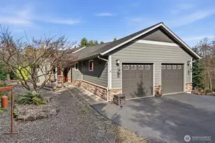 72 Blue Mountain Rd, Castle Rock, WA 98611 - Photo 3