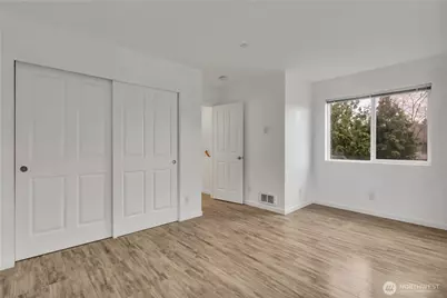 13349 Ambaum Boulevard SW, Burien, WA 98146 - Photo 23