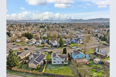 15468 Heintz Avenue SE, Monroe, WA 98272 - Photo 3