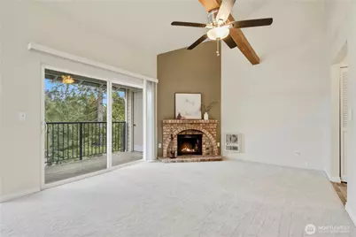 14342 126th Avenue NE #A301, Kirkland, WA 98034 - Photo 3