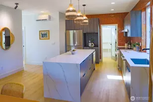 4213 S Findlay St, Seattle, WA 98118 - Photo 3