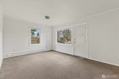 918 NW 87th Street, Seattle, WA 98117 - Photo 9