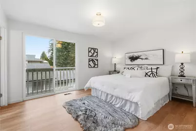 18825 SE 42nd Street, Issaquah, WA 98027 - Photo 17