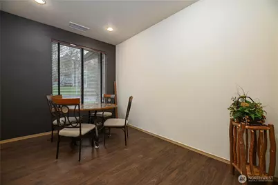 17761 134th Lane SE, Renton, WA 98058 - Photo 35