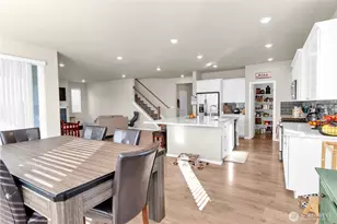 12009 SE 297th Pl, Auburn, WA 98092 - Photo 11