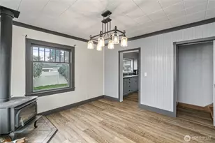 513 E St, Cosmopolis, WA 98537 - Photo 5