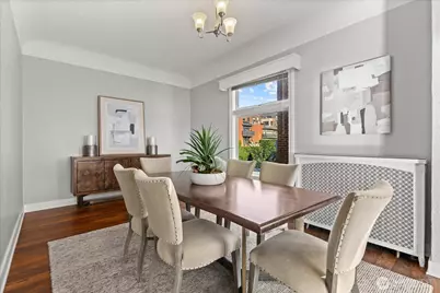 307 W Highland Drive, Seattle, WA 98119 - Photo 9