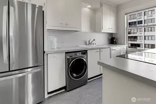 1017 Minor Ave, Seattle, WA 98104 - Photo 9