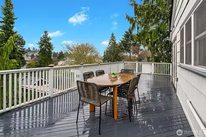 3234 35th Avenue W, Seattle, WA 98199 - Photo 37